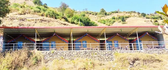 Vertical Valley Resort (Campsite)